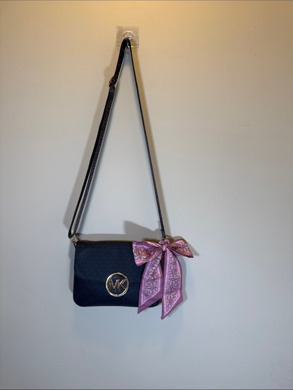 Michael Kors Navy Crossbody Shoulder Bag Gold Logo 2 Straps EUC